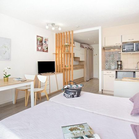 Studio Climatise Pour 3, Face Est, A 50M Plage Et Proche Commerces - Fr-1-466A-23 Saint-Raphael  Bagian luar foto