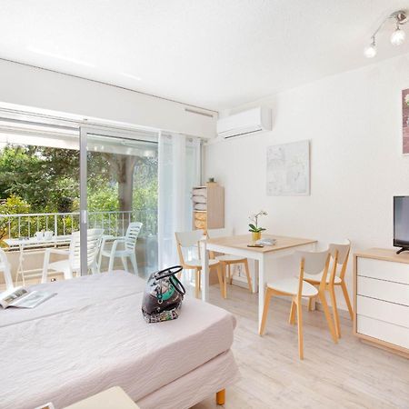 Studio Climatise Pour 3, Face Est, A 50M Plage Et Proche Commerces - Fr-1-466A-23 Saint-Raphael  Bagian luar foto