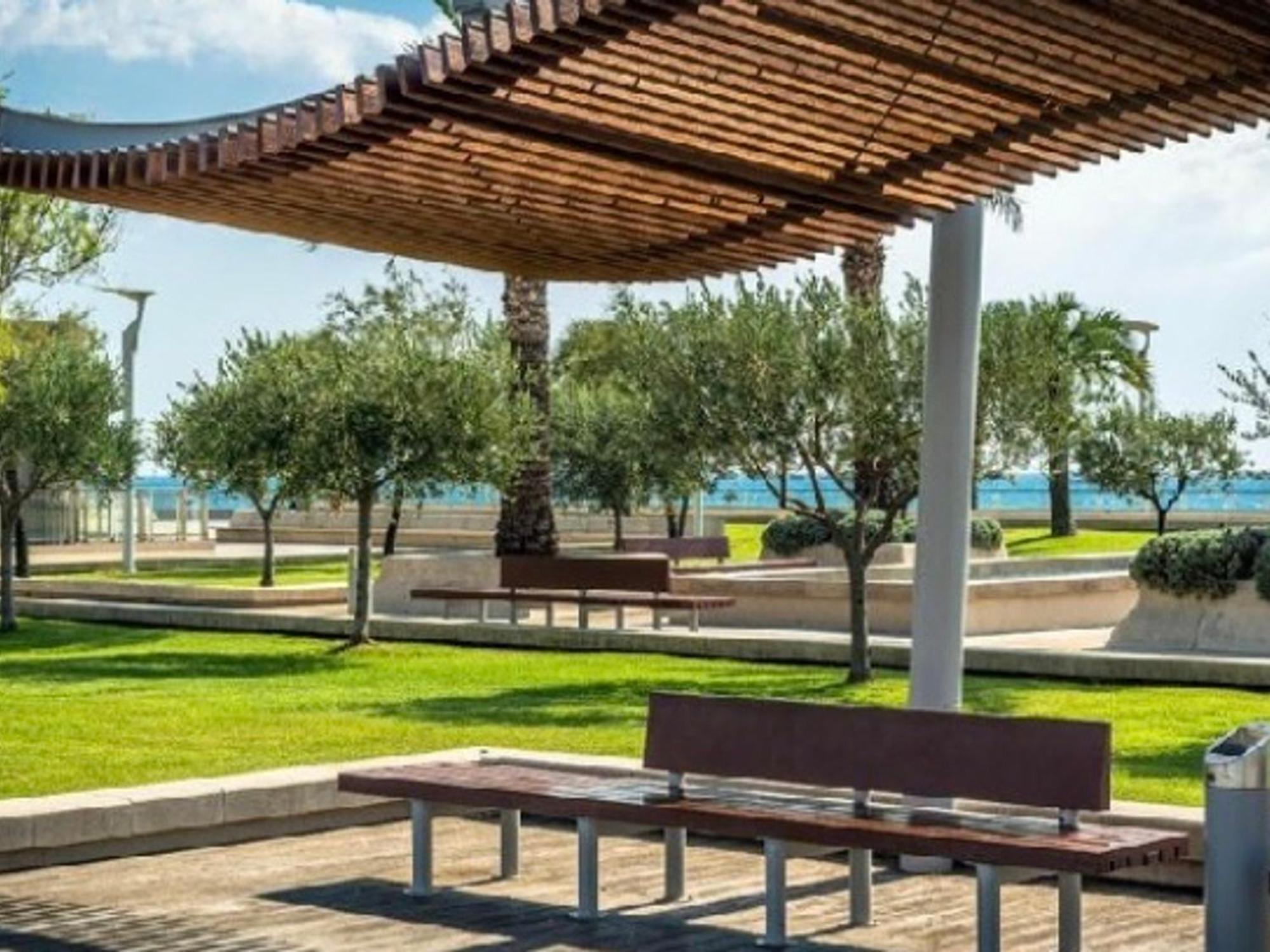Studio Climatise Pour 3, Face Est, A 50M Plage Et Proche Commerces - Fr-1-466A-23 Saint-Raphael  Bagian luar foto