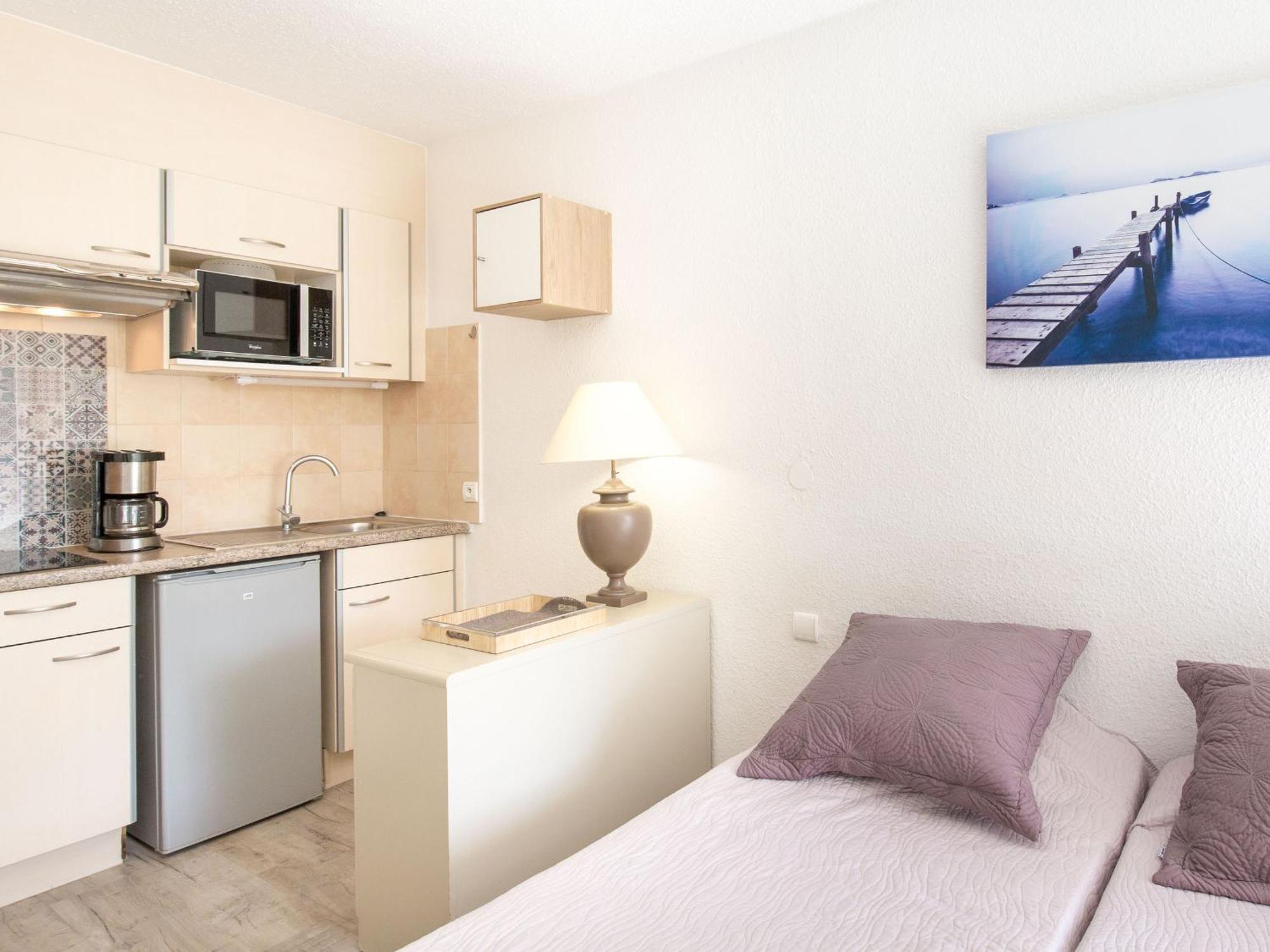 Studio Climatise Pour 3, Face Est, A 50M Plage Et Proche Commerces - Fr-1-466A-23 Saint-Raphael  Bagian luar foto